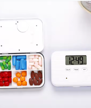 Slimme Draagbare Pillendoos – Elektronische Timer en 5 Alarmen – 4/6 Compartimenten