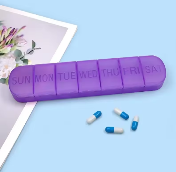 Wekelijkse Pillendoos met 7 Compartimenten – Compact en Draagbaar
