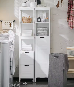 Hoge Smalle Badkamerkast met Uitklapbare Waszak en Planken