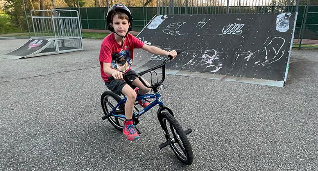 Kinder BMX Fiets 20 Inch – Freestyle BMX met 360° Rotor, 4 Pegs en Stevig Frame