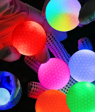 Set van 6 Glow in the Dark Golfballen – LED Verlichting en Impact Activatie, Perfect voor Nachtgolf