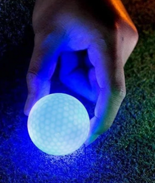 Set van 6 Glow in the Dark Golfballen – LED Verlichting en Impact Activatie, Perfect voor Nachtgolf