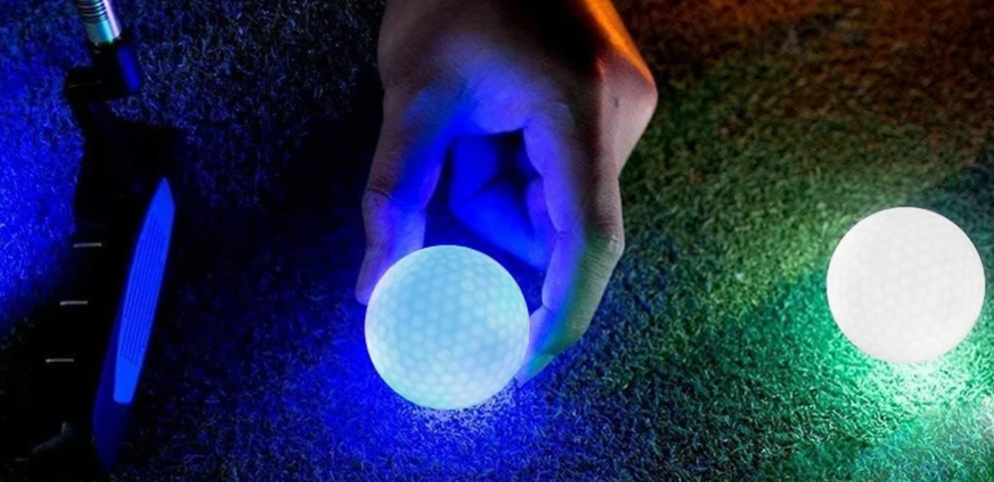 Set van 6 Glow in the Dark Golfballen – LED Verlichting en Impact Activatie, Perfect voor Nachtgolf