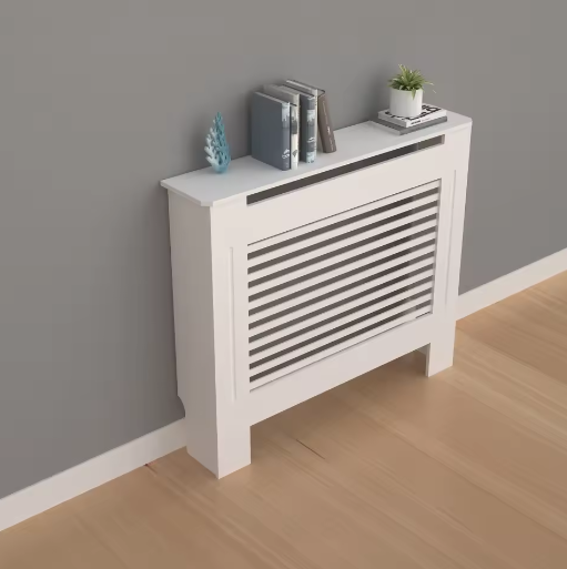 Hoge Houten Radiatorafdekking met Horizontale Latten – Moderne Witte Ombouw