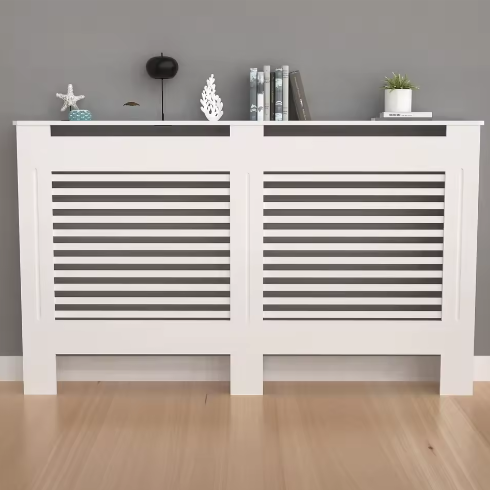 Moderne Houten Radiatorafdekking met Horizontale Latten en Plank