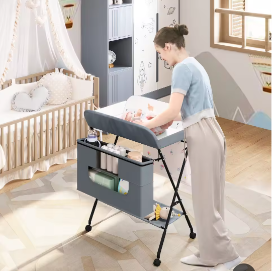In Hoogte Verstelbare Opvouwbare Babycommode met Wielen en Opbergmand
