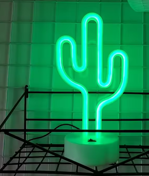 Cactus Neon LED Tafellamp – USB en Batterij, Decoratieve Neonlamp voor Woonkamer, Slaapkamer en Feest
