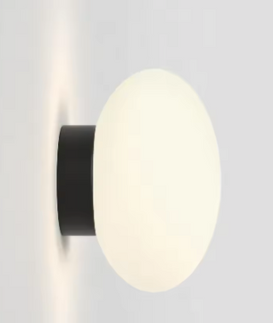 Moderne wandlamp met glazen bol – Decoratieve binnenverlichting voor badkamer, spiegel, woonkamer en slaapkamer
