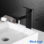 Mat Zwarte Wastafelkraan – Enkele Handgreep, Warm en Koud, Badrandmontage