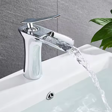 Waterval Wastafelkraan Enkele Hendel Badkamerkraan Messing Zilver