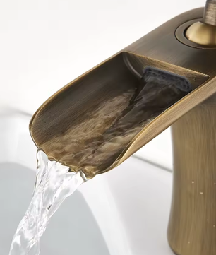 Waterval Wastafelkraan Enkele Hendel Badkamerkraan Messing Zilver