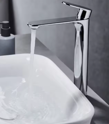 Hoge Wastafelmengkraan Badkamer – Messing Kraan met Enkele Hendel, Warm en Koud Water