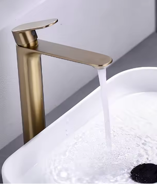 Hoge Wastafelmengkraan Badkamer – Messing Kraan met Enkele Hendel, Warm en Koud Water