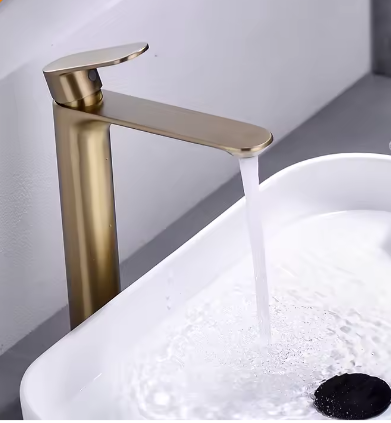 Hoge Wastafelmengkraan Badkamer – Messing Kraan met Enkele Hendel, Warm en Koud Water