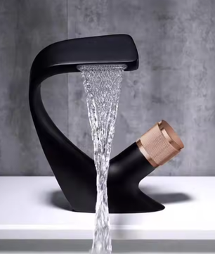 Badkamer Mengkraan Waterval – Enkele Handgreep Wastafel Kraan Messing, Modern en Duurzaam