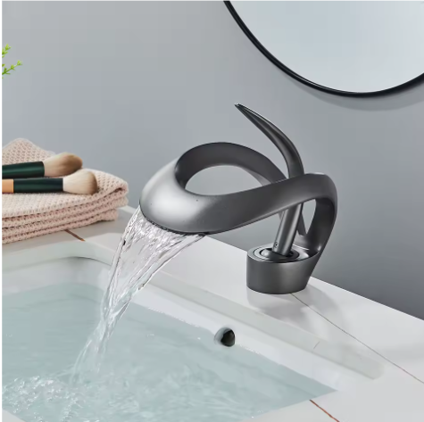 Badkamer Mengkraan Waterval – Enkele Handgreep Wastafel Kraan Messing, Modern en Duurzaam