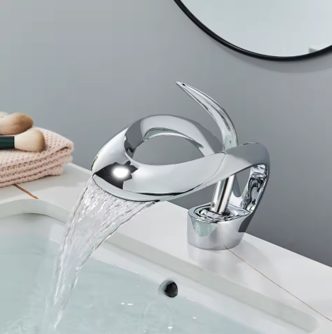 Badkamer Mengkraan Waterval – Enkele Handgreep Wastafel Kraan Messing, Modern en Duurzaam