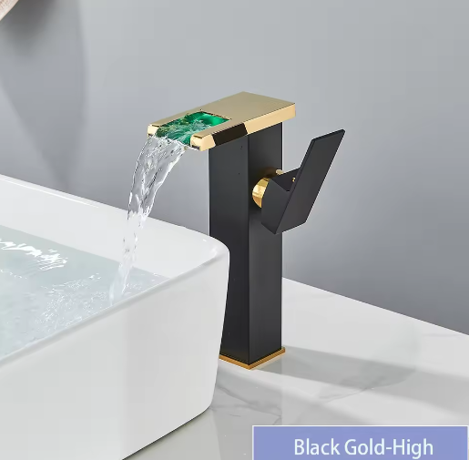 LED Badkamer Wastafelkraan Messing – Waterval Mengkraan Warm en Koud met Enkele Hendel