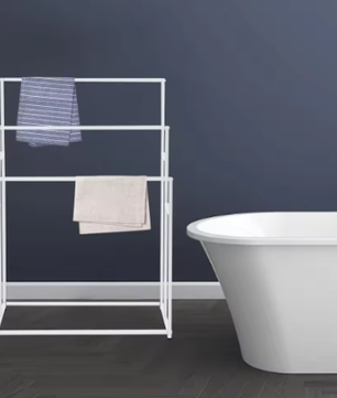 Wit Vrijstaand Handdoekenrek met 3 Niveaus – Afneembaar en Verticaal Ontwerp