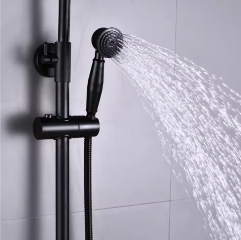 Retro Regendouchekop en Badkraan – Wandmontage, Zwart, Traditioneel