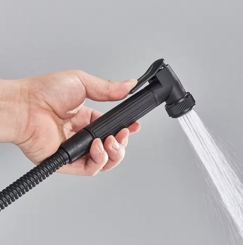 Zwarte Digitale Thermostatische Douchekraan met Display – 4-Weg Regendouche met Plank en Bidet