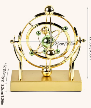 Kinetische Bureau Sculptuur – Hemelse Baan Slinger met Permanente Beweging, Astronomisch Decor