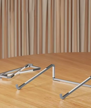 Opvouwbare Aluminium Laptopstandaard met Verstelbare Hoek – Draagbare Notebook Houder met Warmteafvoer en Antislip Pads