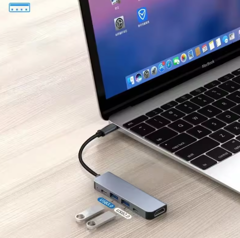 USB-C Hub met 4K HDMI, USB 3.0/2.0 en PD Opladen – Multifunctioneel Type-C Dock