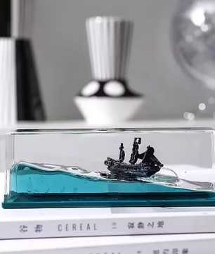 Black Pearl Boot Vloeistofdecoratie – Drijvende Scheepsfles van Acryl, Onbreekbaar en Roterend Design