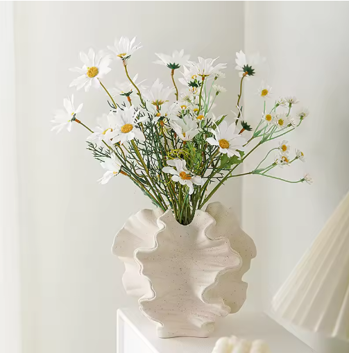 Minimalistische Keramische Koraal Vaas – Scandinavische Decoratieve Bloemenvaas voor Woonkamer, Kantoor en Tafel