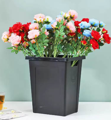 Rustieke Boerderij Bloemenemmer – Kleine Zwarte Plastic Vaas voor Boeket Decoratie