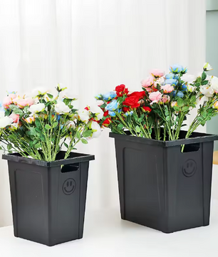 Rustieke Boerderij Bloemenemmer – Kleine Zwarte Plastic Vaas voor Boeket Decoratie