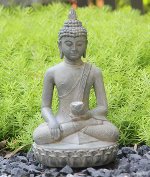 Zen Boeddhabeeld op Zonne-Energie – Decoratief Tuinornament met LED Verlichting