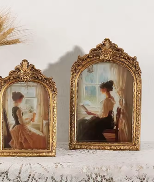 Antieke Boogvormige Fotolijst – Goud Gesneden Reliëf, Klassieke Hars Fotolijst voor Tafel of Muur