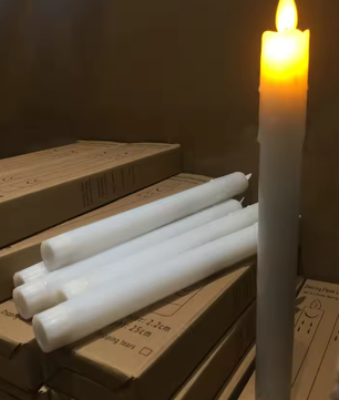 LED Conische Kaars met Bewegende Vlam – Vlamloze Tafelkaars met Afstandsbediening 25 cm