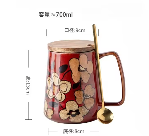 Keramische Koffiemok 700 ml met Houten Deksel en Lepel – Handgetekend Design