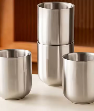 Set van 2 Dubbelwandige RVS Mokken 280 ml – Geïsoleerde Metalen Drinkbekers voor Thuis, Restaurant en Camping