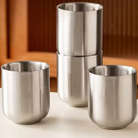 Set van 2 Dubbelwandige RVS Mokken 280 ml – Geïsoleerde Metalen Drinkbekers voor Thuis, Restaurant en Camping