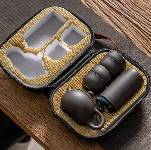 Draagbaar Reistheeservies – Paarse Klei Theepot met 4 Theekopjes