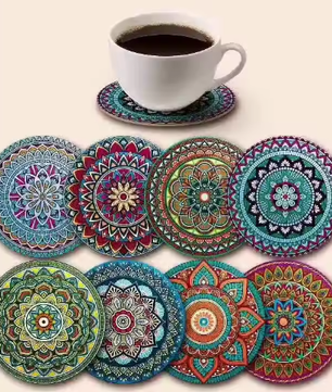 Set van 8 Houten Mandala Onderzetters – Decoratieve Onderzetterset voor Tafel en Bureau
