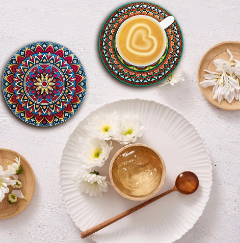 Set van 8 Houten Mandala Onderzetters – Decoratieve Onderzetterset voor Tafel en Bureau