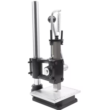 Handmatige Persponsmachine – Verstelbare Ponsmachine voor Leerbewerking