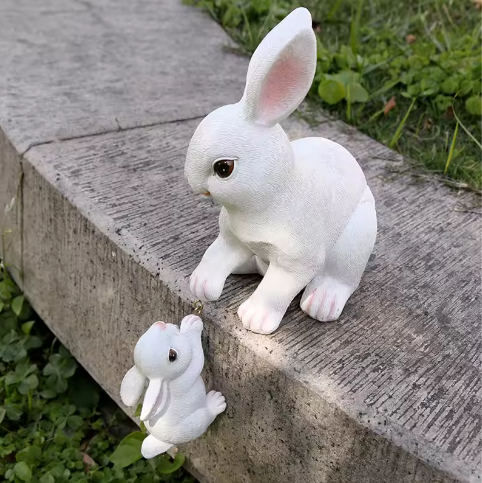 Paashaas Familiebeeld – Decoratief Lente Ornament voor Tuin en Tafel