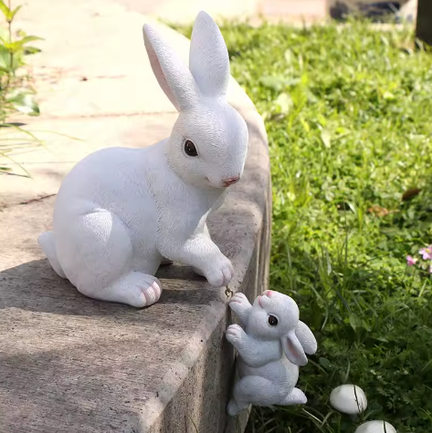 Paashaas Familiebeeld – Decoratief Lente Ornament voor Tuin en Tafel