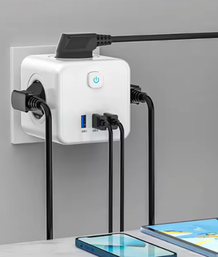 Stekkerdoos Kubus met 4 Stopcontacten en 3 USB Snelladen