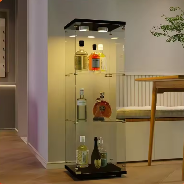 Drielaagse Glazen Vitrinekast met LED – Zwart en Modern