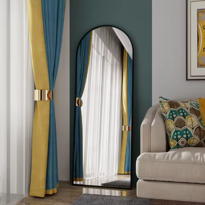 Boogvormige Volledige Lengte Spiegel – Zwart Aluminium Frame en Verstelbare Standaard