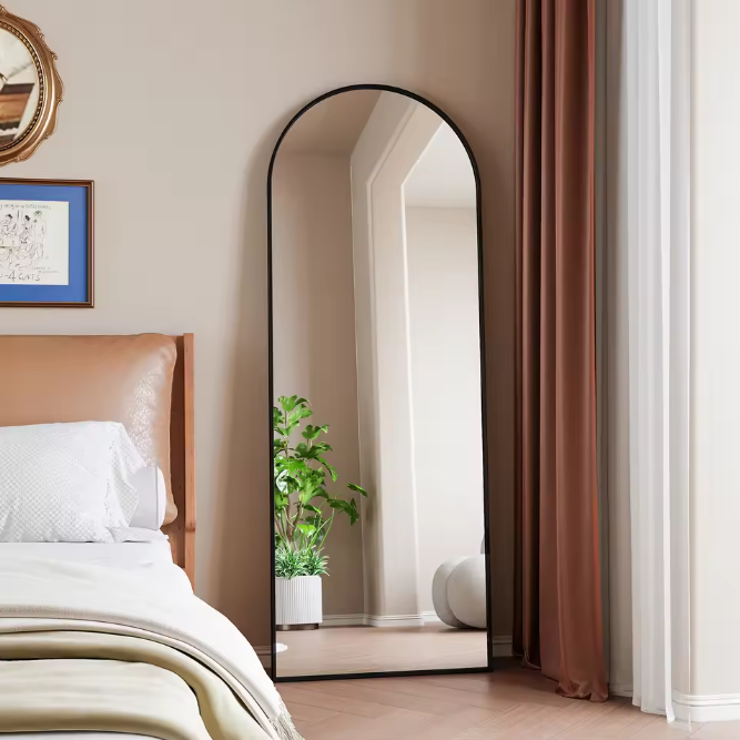 Boogvormige Volledige Lengte Spiegel 162×53 cm – Zwart Aluminium Frame