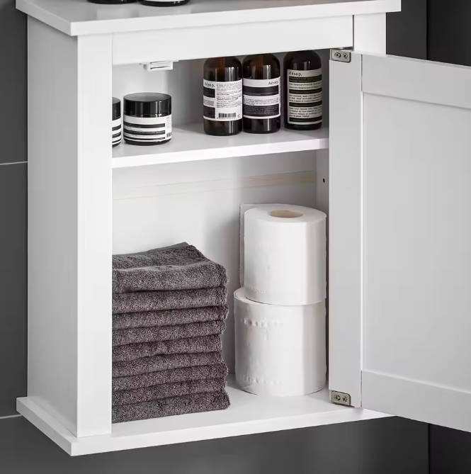 Witte Wandkast met Deur – Compact Badkamermeubel met 2 Planken