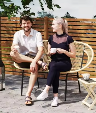 2-Zits Tuinbank van Rotan met Rugleuning – Acapulco Stijl, Weerbestendig & Comfortabel Ontwerp